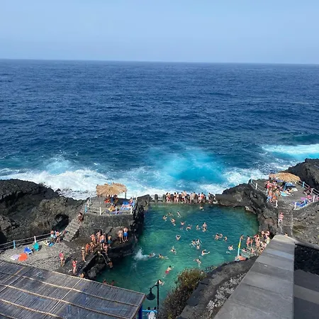 Mar De Lava Apartment *